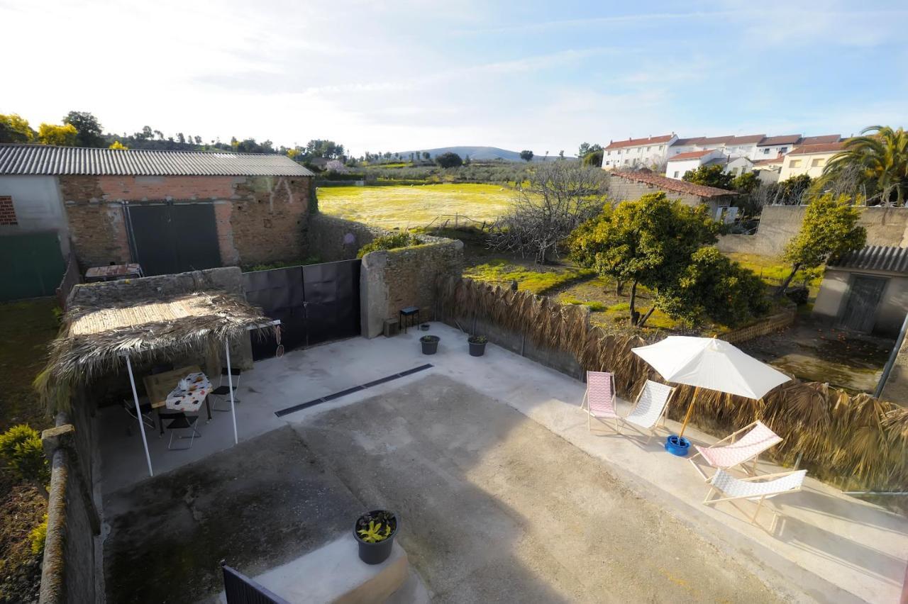 La Casina De Micaela Villa Perales del Puerto Екстериор снимка